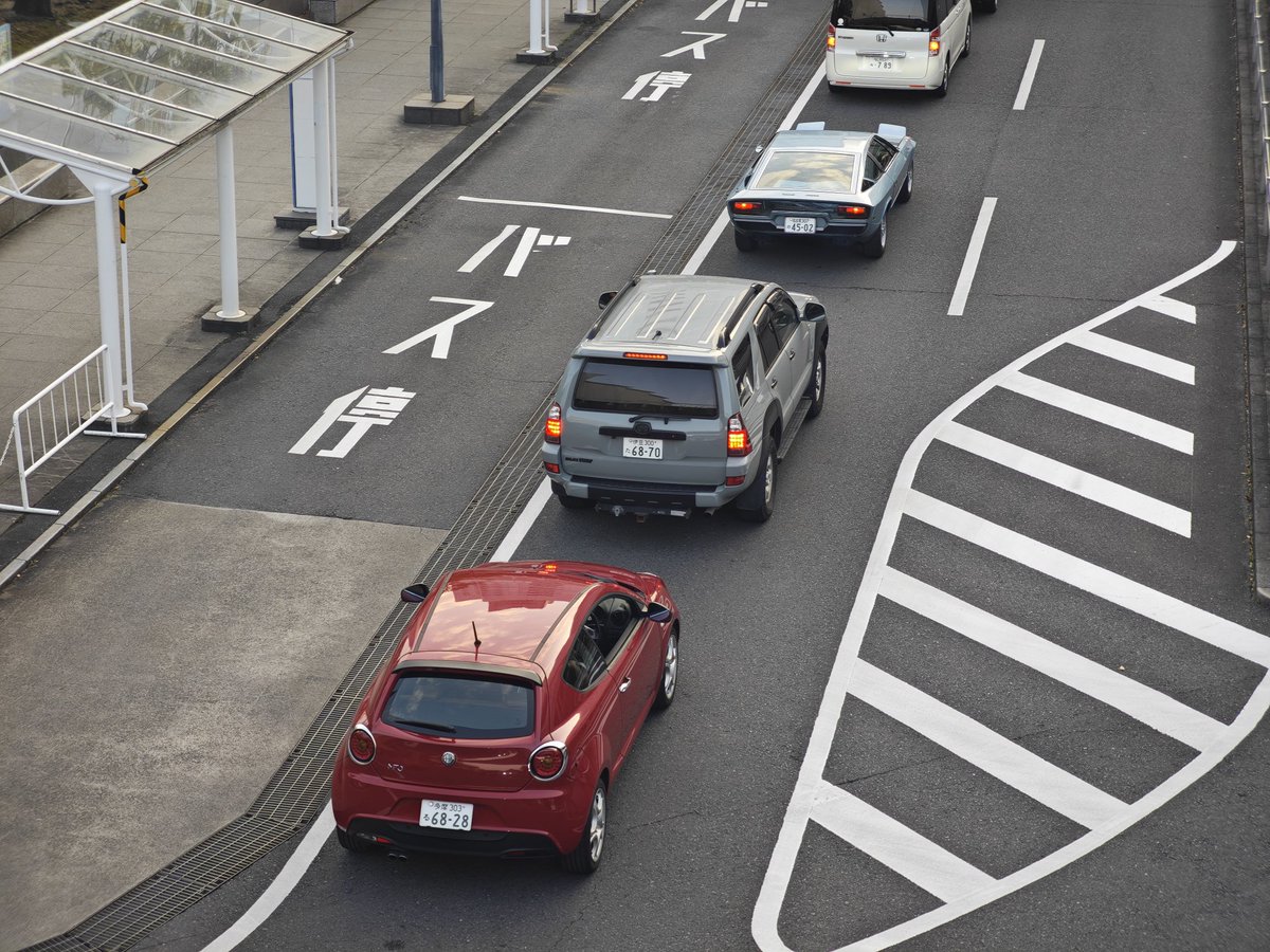 上から眺めてた搬出してるところ