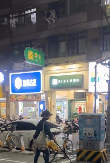 賣保險的kimi tweet media