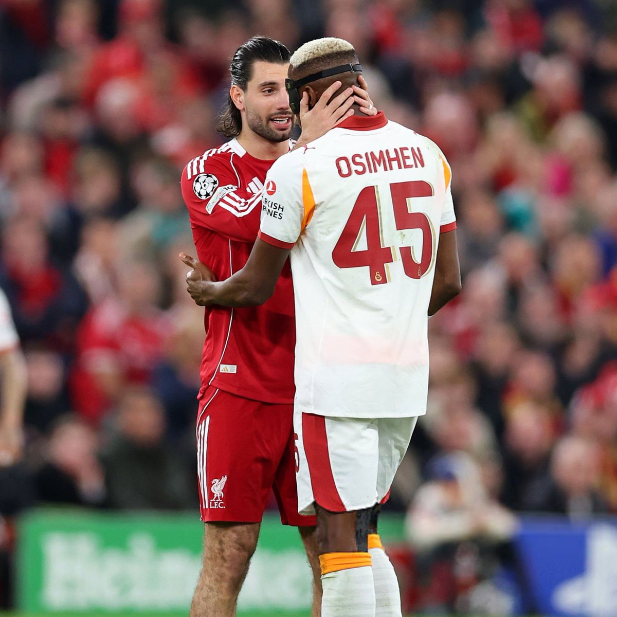 Instant Foot ⚽️ tweet media