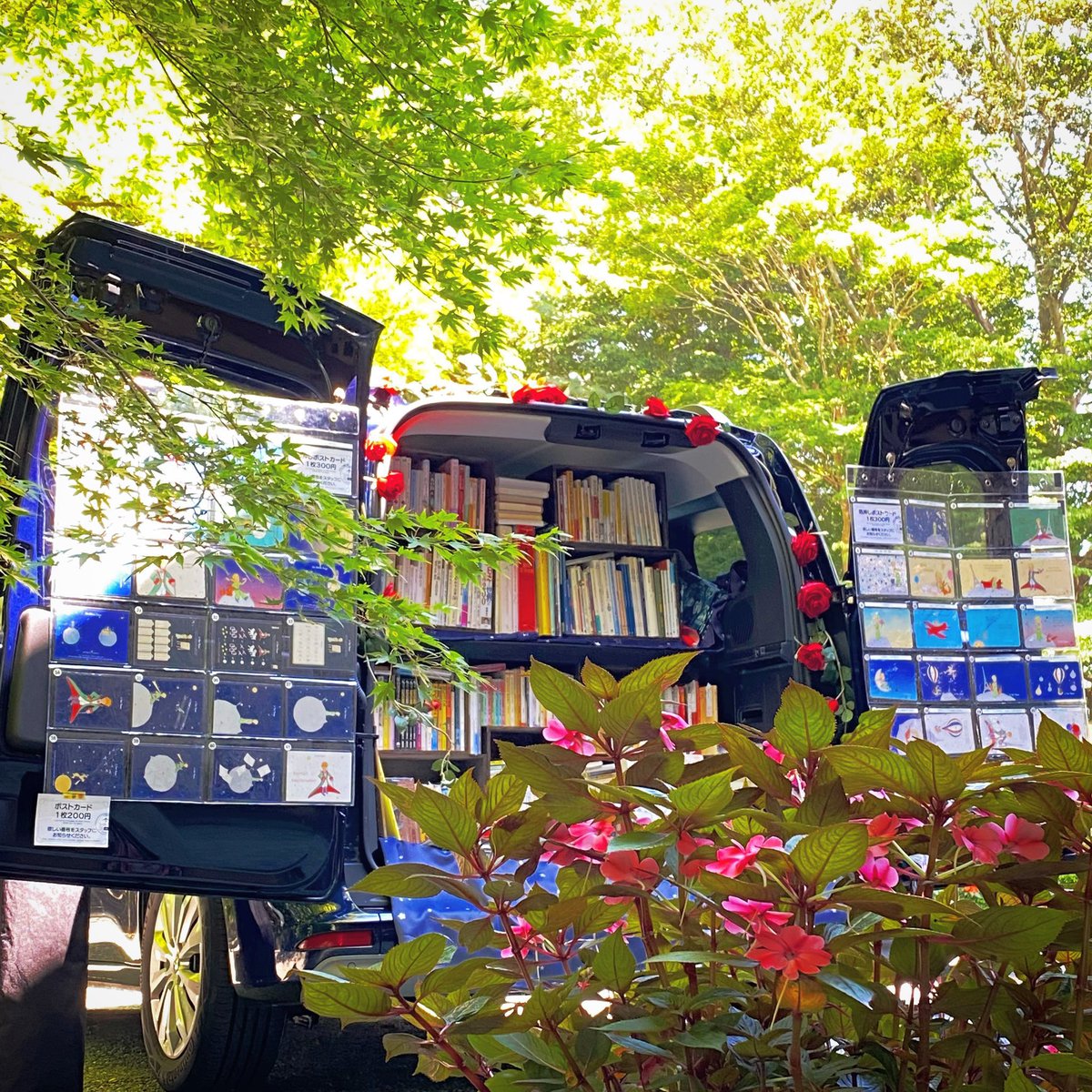 星の王子さま専門の移動書店｜Librairie B612（リブレリ ビーロクイチニ） tweet media