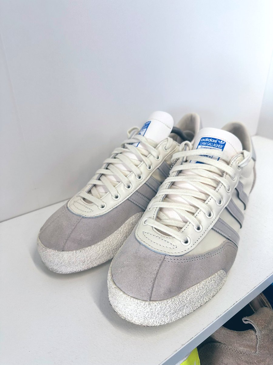 RE5 Customs tweet media