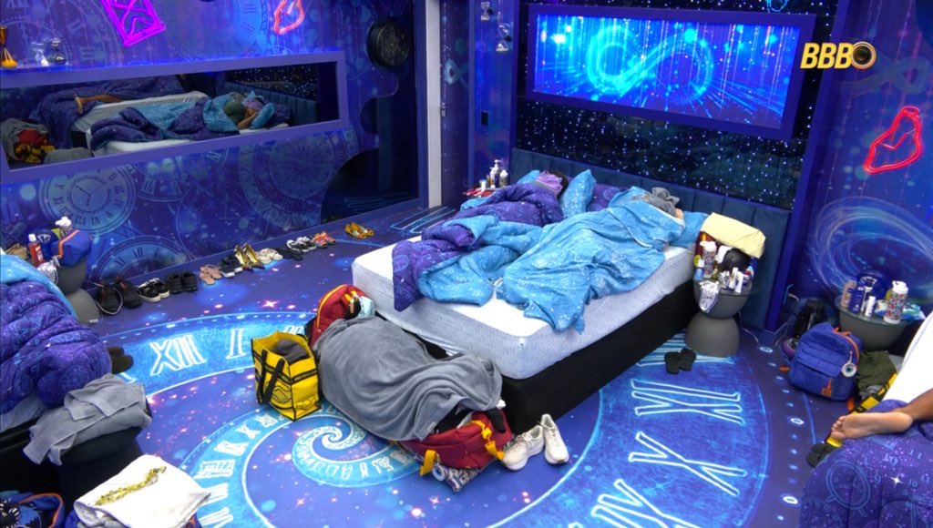 let. 🐈⬛ tweet media