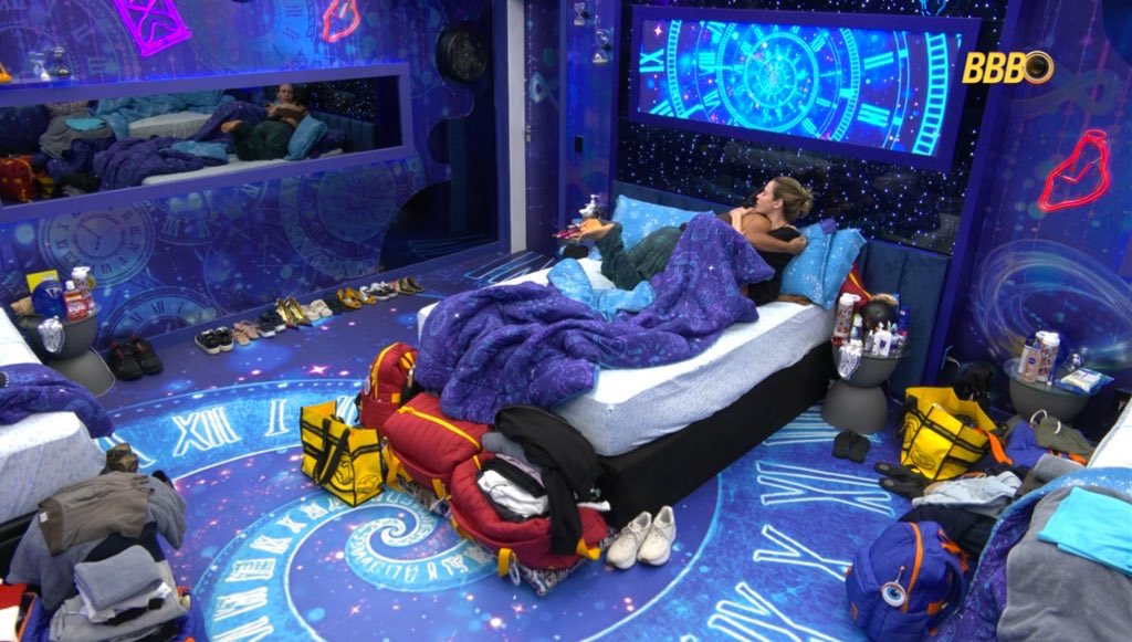 let. 🐈⬛ tweet media