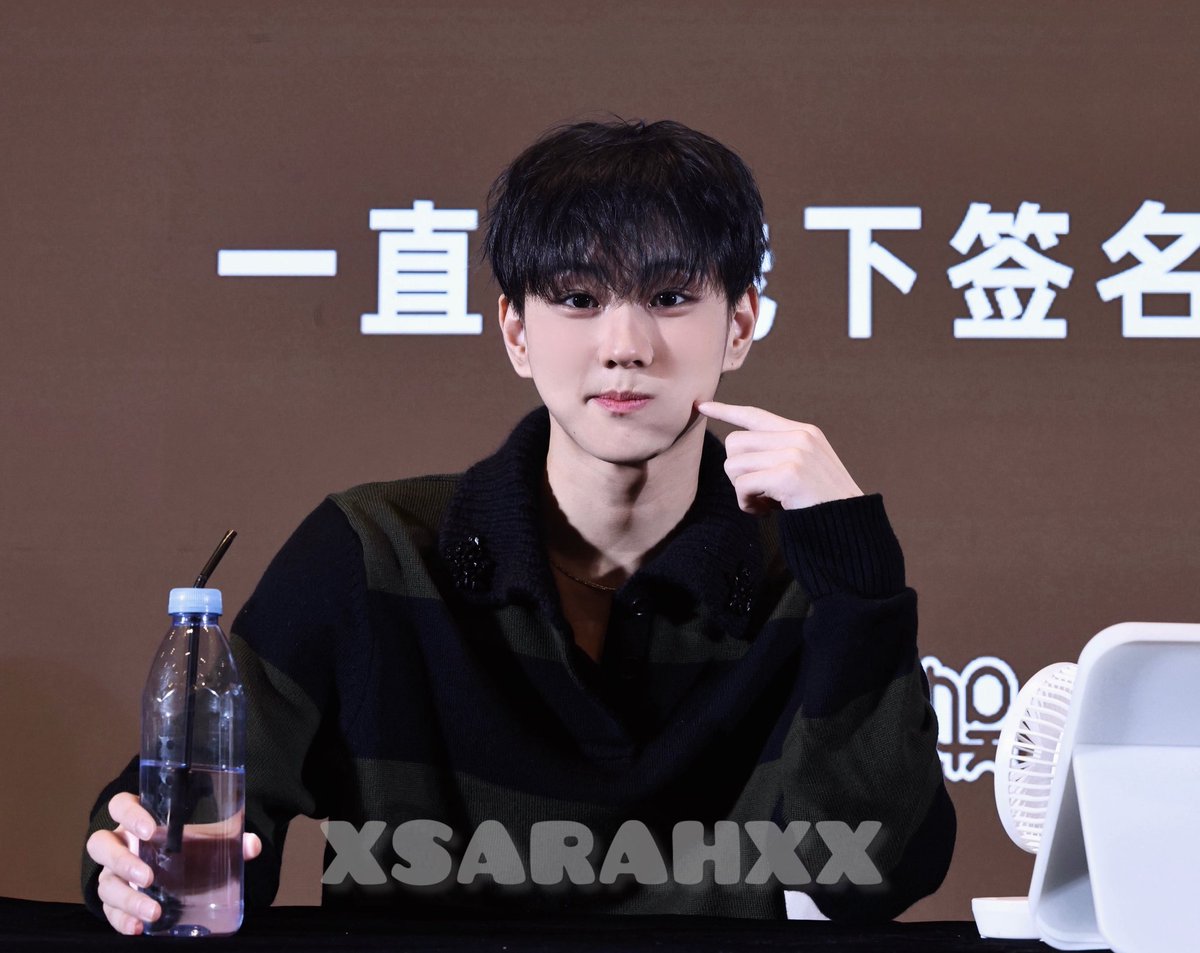 xSarahxx tweet media