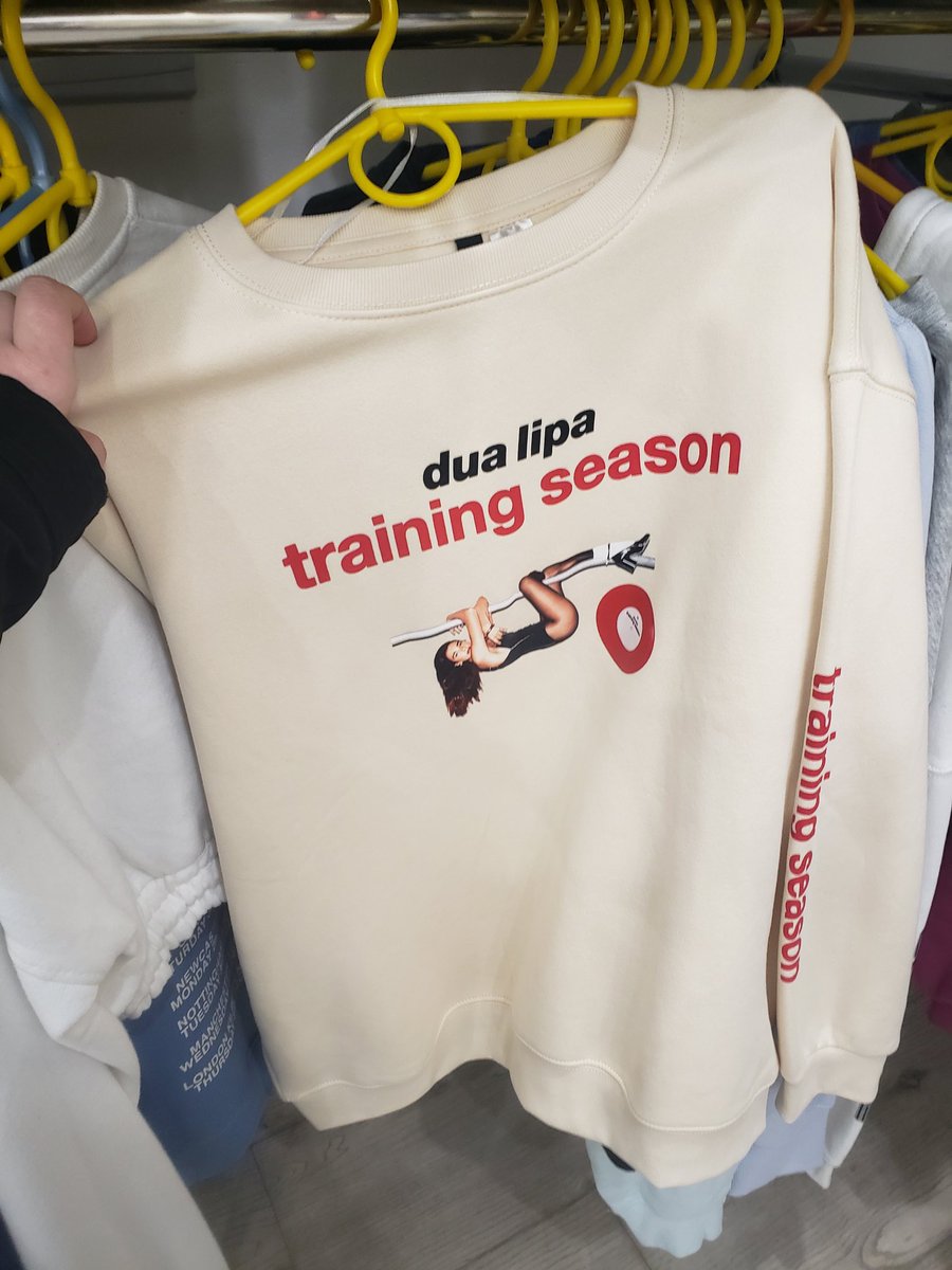 Мізантропиня tweet media