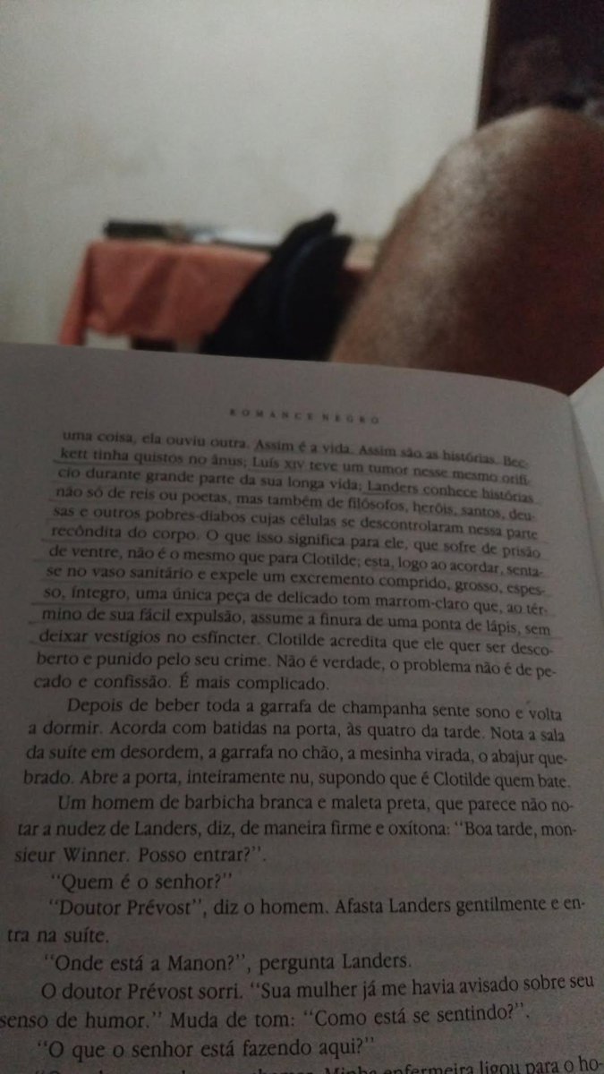 palayfuria's tweet photo. porra uma das coisas que eu mais queria era cagar que nem Clotilde. https://t.co/WQep5cCKrB