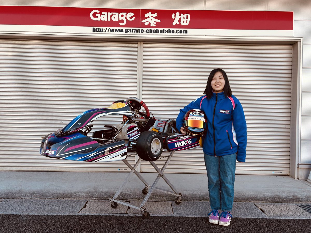 Momoka_Ishizaki's tweet photo. NEW デカール💙
2026年はコレで戦います👍
谷岡さんありがとうございました😊😊😊

#wakos #ワコーズ #rsdesign #kyojokart #石崎百花 https://t.co/OaydAviTQ7