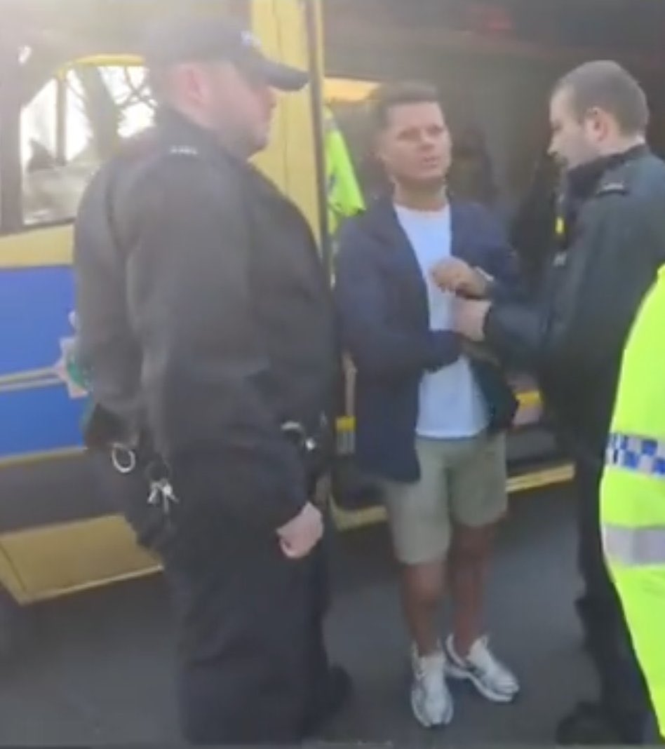 The Third Kit tweet media