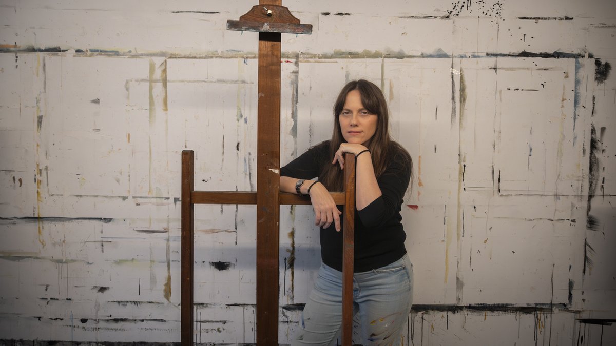 RTVECatalunya's tweet image. ⚡ @annaclerp entrevista l'artista Bea Sarrias

🗣 Es defineix com una addicta al treball, perquè la seva feina és el seu hobby. "El meu problema és que sempre tinc un boom d'idees i em falten mans".

👀 #Noms propis demà 15h a #La2Cat i a RTVE Play
🔗 rtve.es/n/16989408