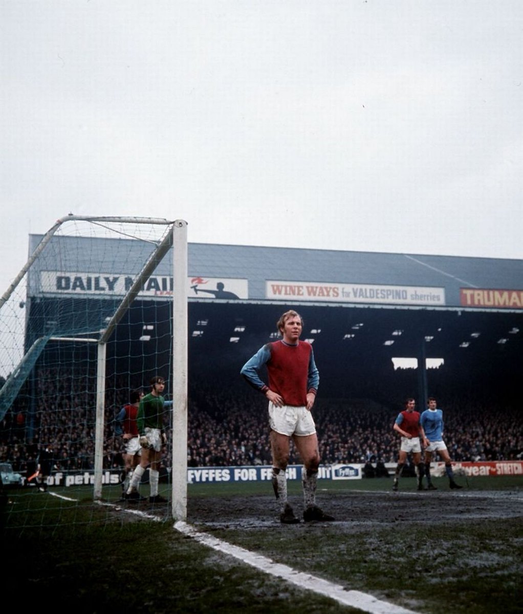 Billy Bonds Stand tweet media