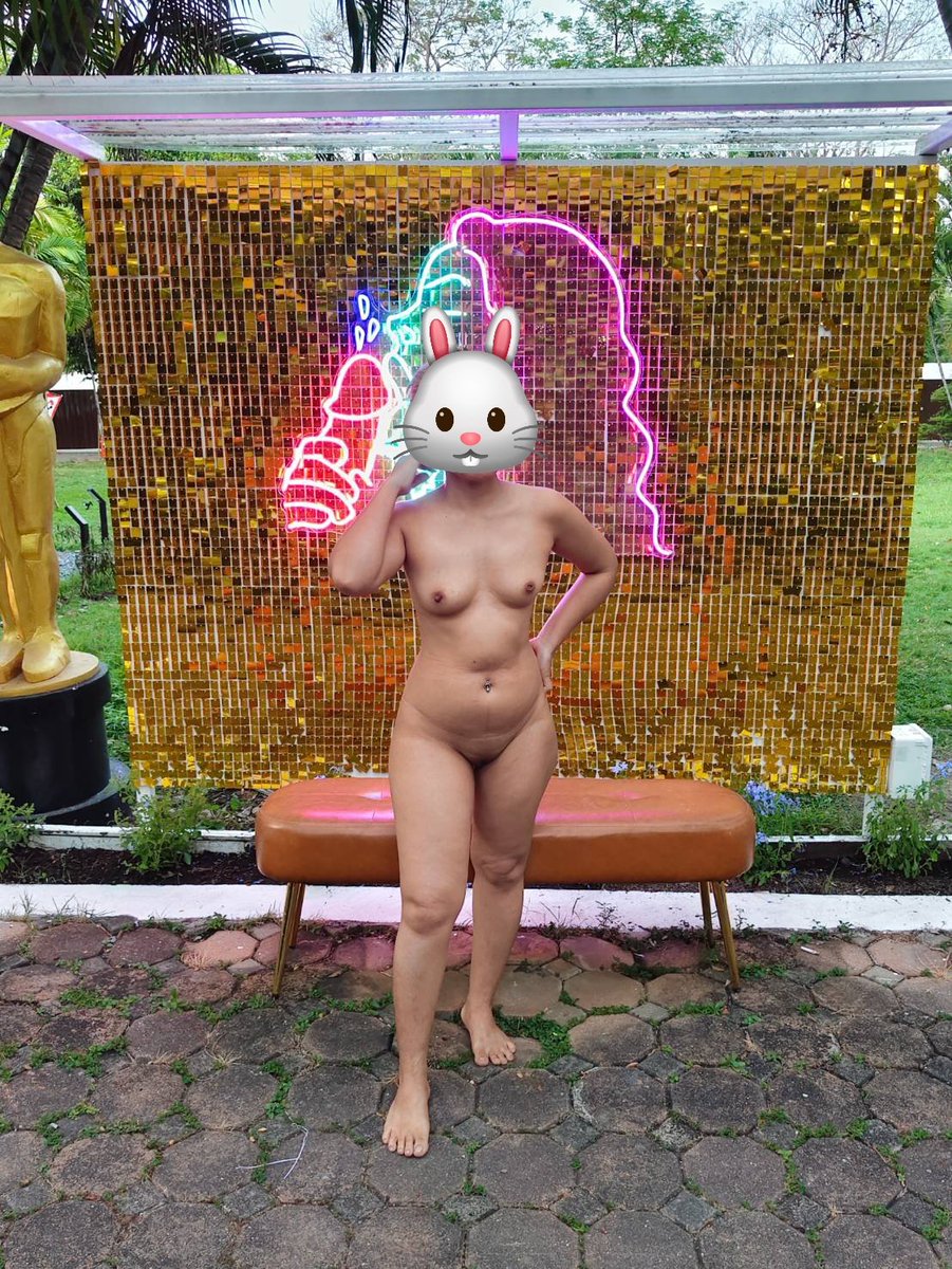 Couple Hangout🍻 tweet media