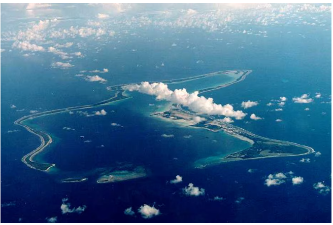 RayHamlet2307's tweet image. Iran launched ballistic missiles at the Diego Garcia military base, marking a dramatic escalation in the 2026 war and raising concerns about long-range strike capabilities... chroniclecraft2k.blogspot.com/2026/03/iran-t… 
#news #iranwar #USBase #ballisticmissiles