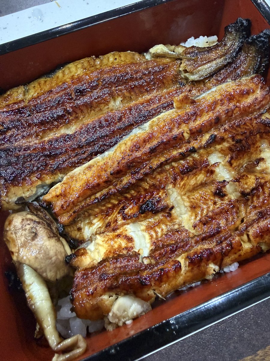 かみはて☻ tweet media