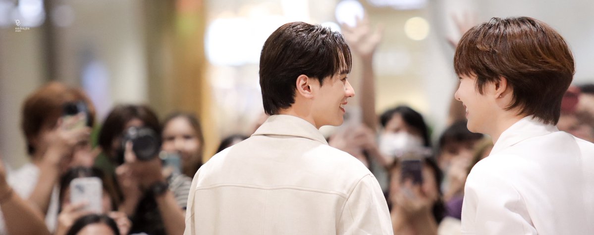 𝐦𝐢𝐝𝐧𝐢𝐠𝐡𝐭𝐬𝐮𝐧. tweet media