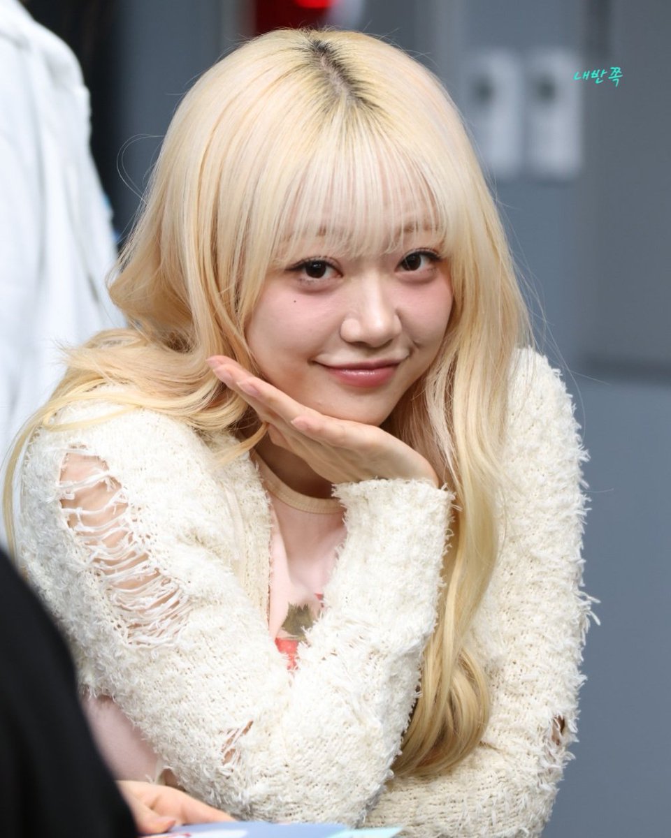 내반쪽 tweet media