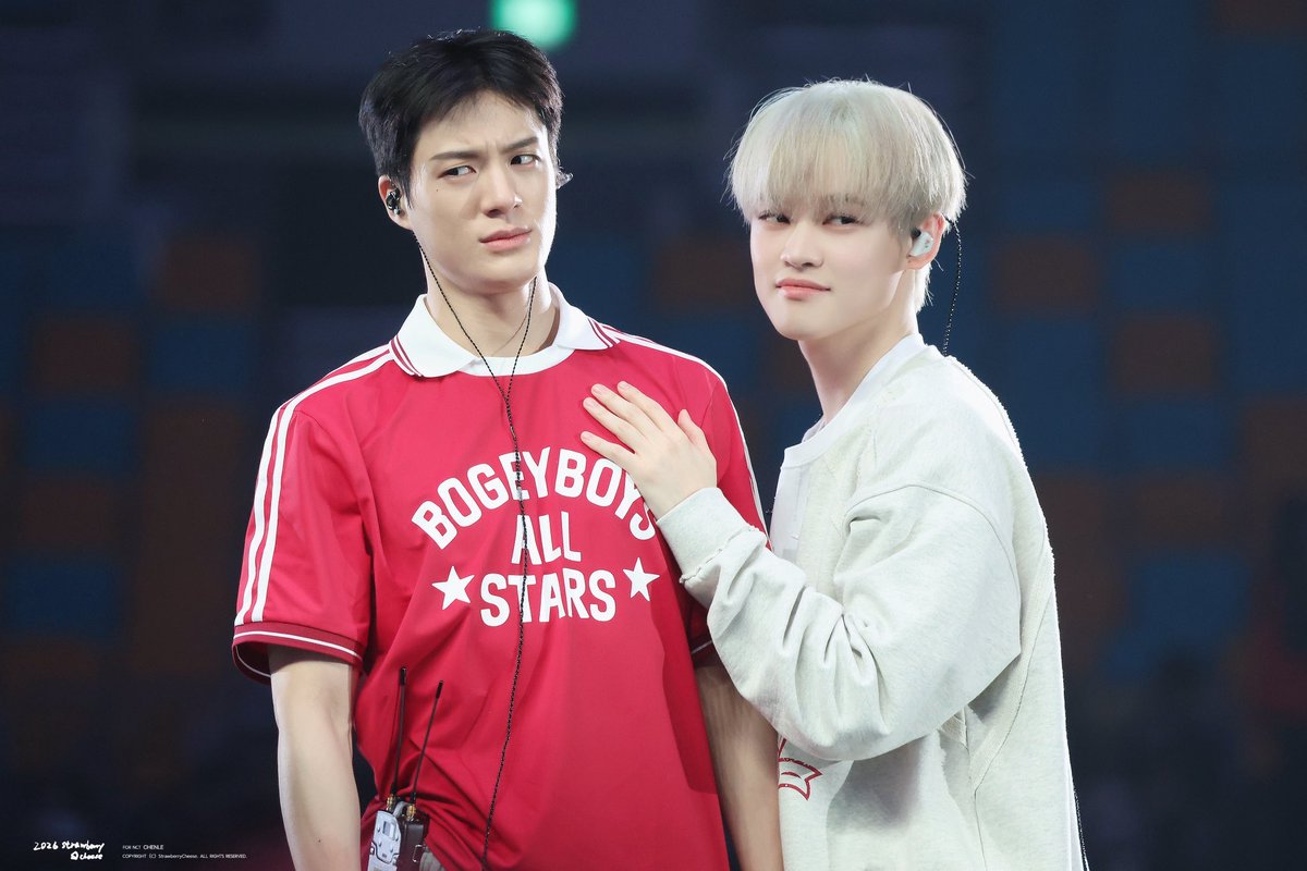 m_i_s_f_i_t_94's tweet photo. JENLE: chenle is the brave one
JAEMLE: jaemin is the brave one 

and the crazy thing about this is that chenle enjoys both of these dynamics equally. they're equally thrilling to him. 🤭 https://t.co/5ukDZwdHWt