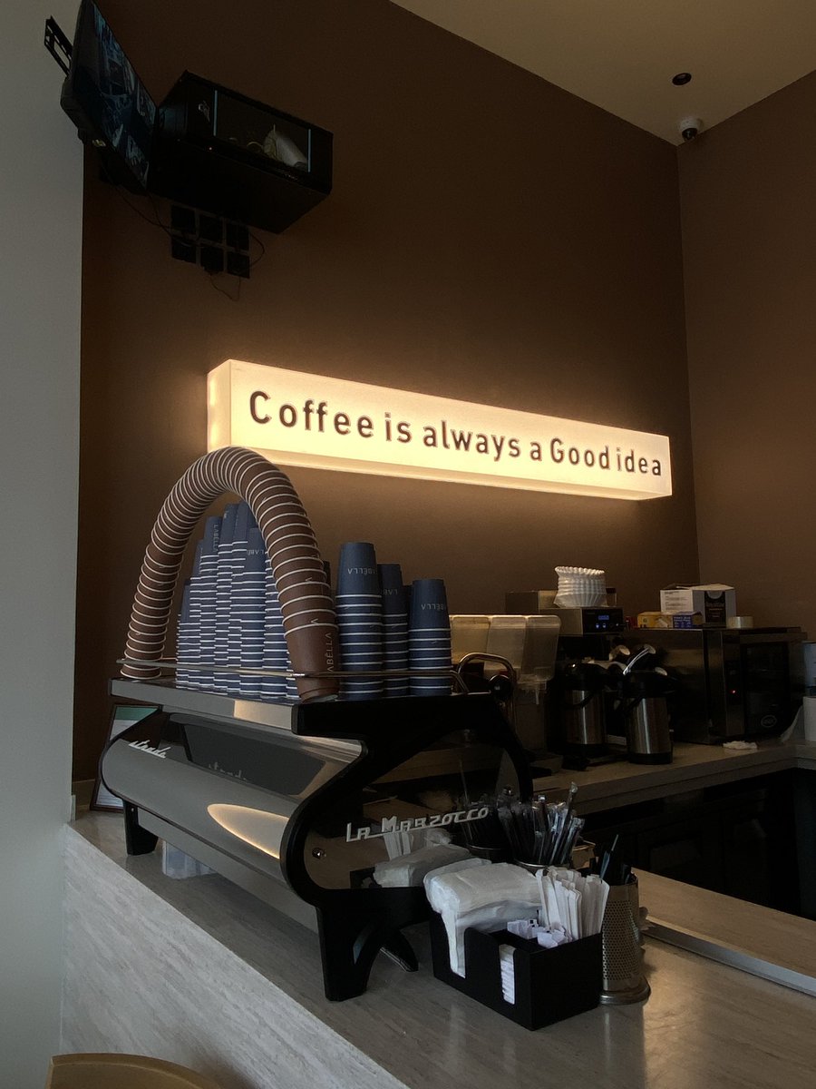 Rand🦒 tweet media