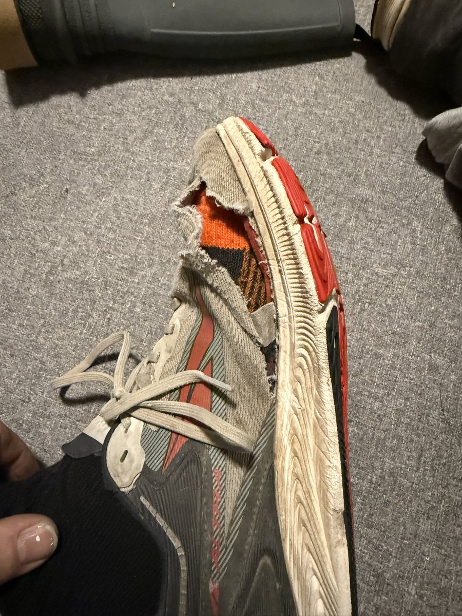 SHIVER KING tweet media