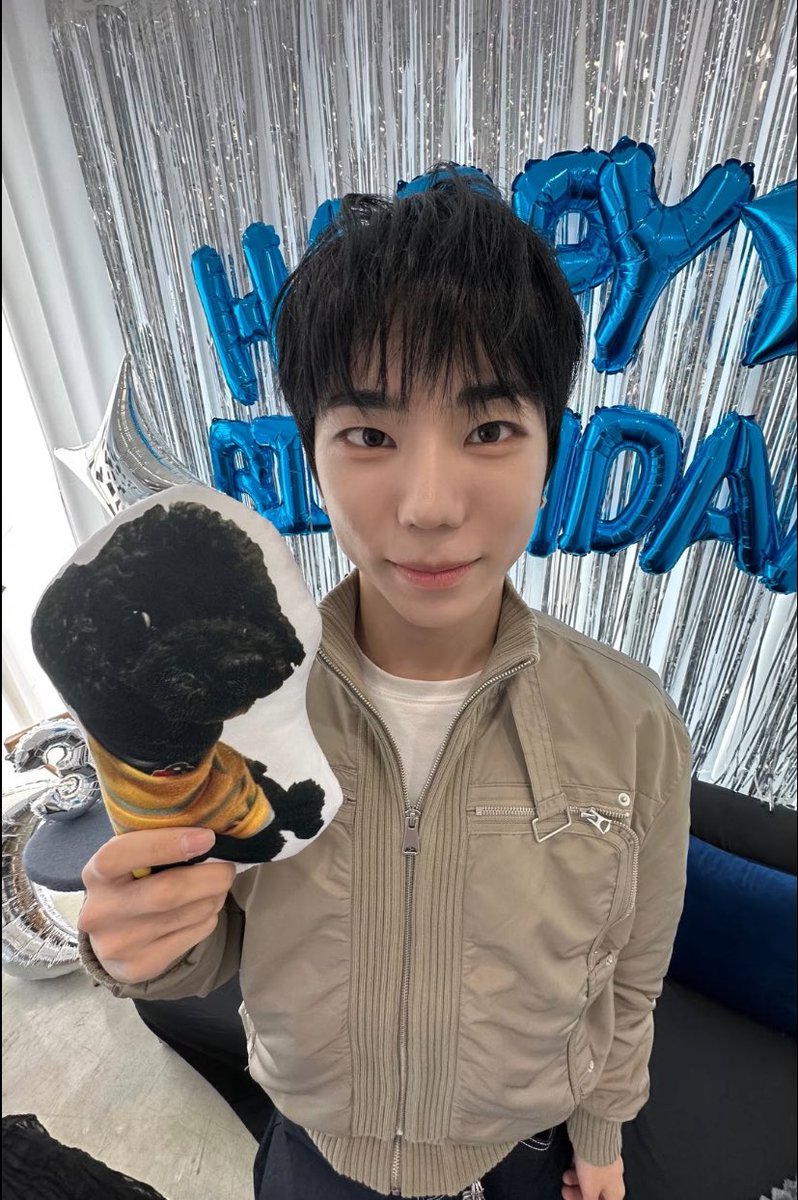 1일차 마무리되었습니다 방문하신 모든 분들께 감사드립니다💙 
내일 2일차도 잘 부탁드립니다🙇‍♀️

#TAEHUNonandon
#TAEHUN #태훈 #NINEi #나인아이