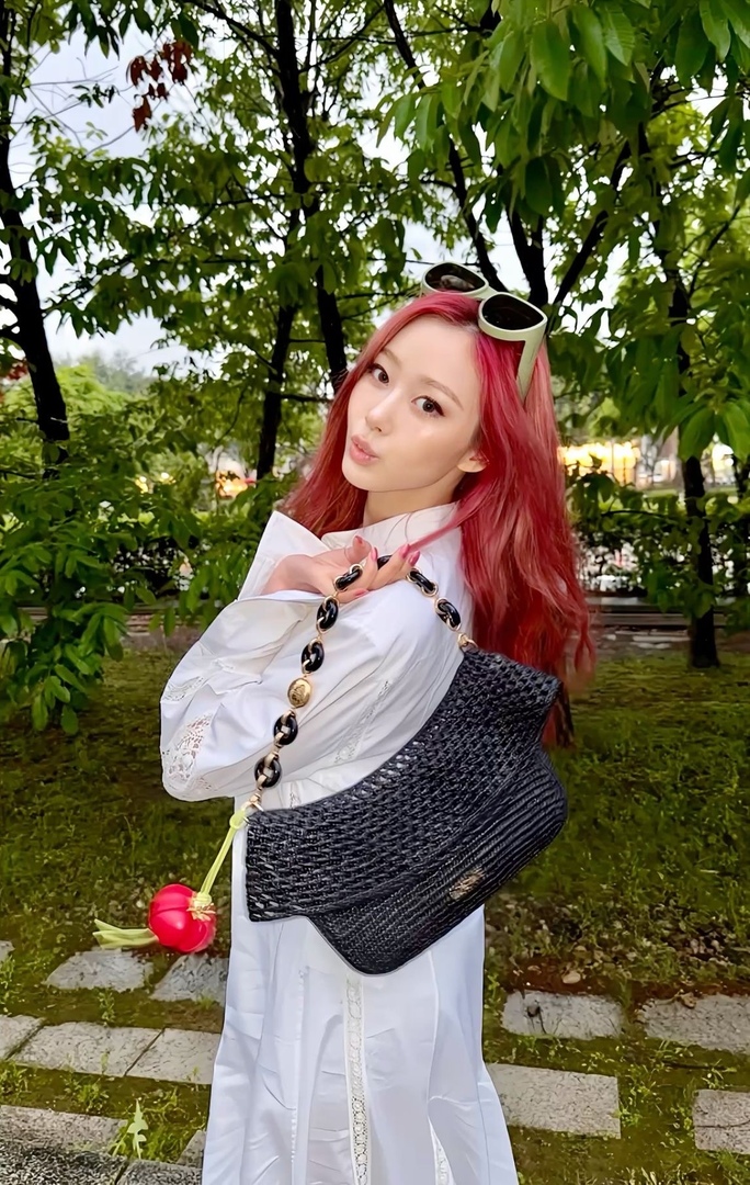 BERMUARA. tweet media