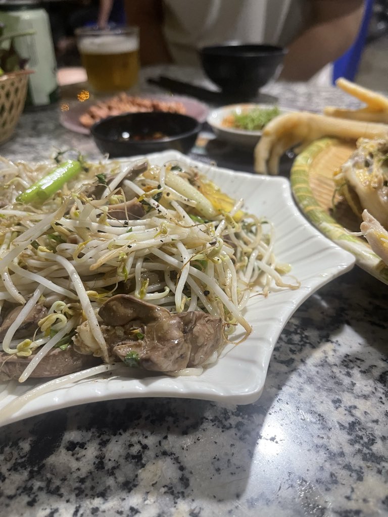 Ngon không thể cưỡng lại được! 🥰🥰

update tỉ giá 1USDT ~ 28.000vnđ

Nhìn thèm thôi chứ có đâu mà cash, cố cày 2 ẻm <a href="/3look_io/">3look</a> với <a href="/XOOBNetwork/">XOOB 👾</a> rồi 2 ẻm cho $ mà cash.

👉 3look:  post meme/story/opinion → AI tự track engagement → claim lookz daily, leaderboard