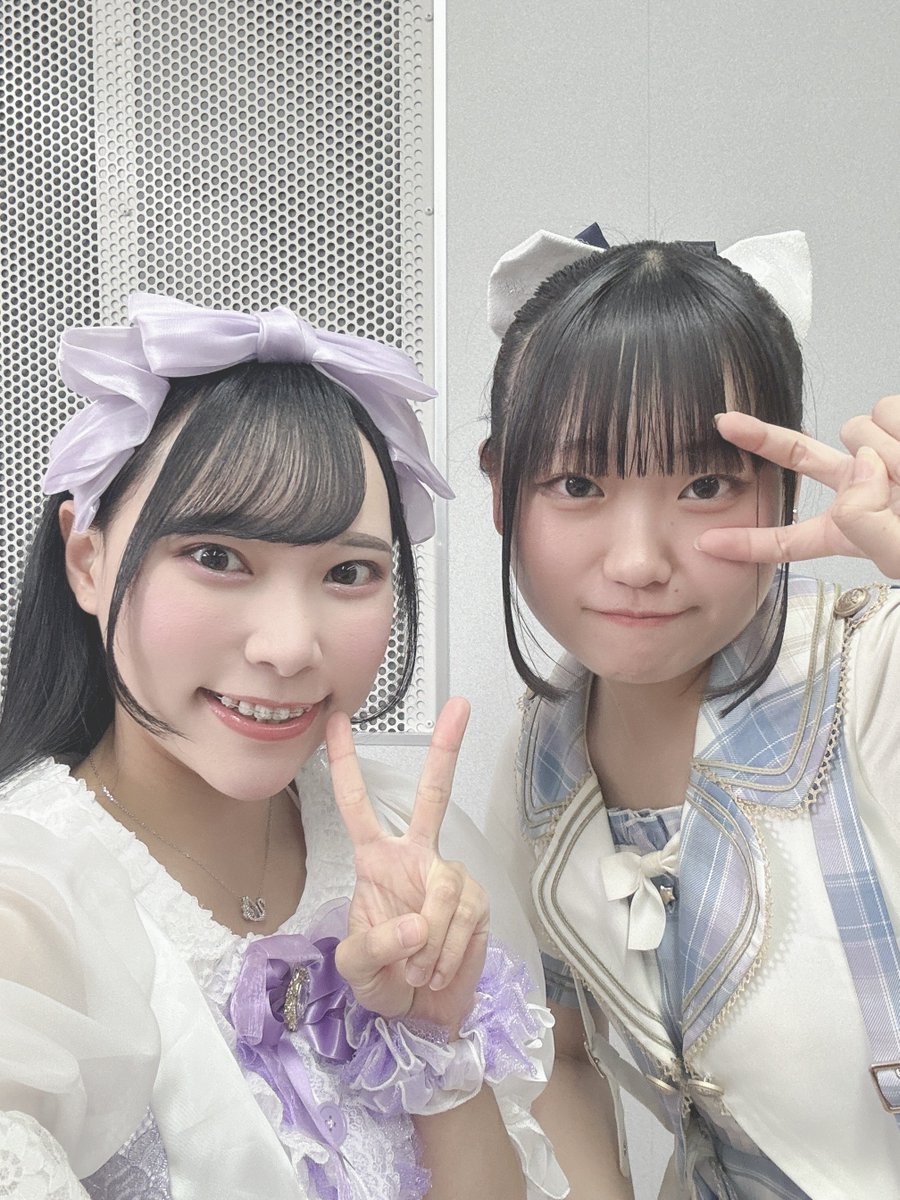 kyunkyun317's tweet photo. 「押忍フェス in つま恋〜マッハ押忍押忍〜」ありがとうございました！！
みんな今日も元気有り余ってて最高に押忍でしたね🔥❤️‍🔥
きゅんもスクワットやってみようかな〜💭
そして明日はMarble-Maple鈴白あんさんの卒業ライブに出演させていただきます
寂しいけど、笑顔で送り出そうね໒꒱· ﾟ https://t.co/3al1ECtXsG