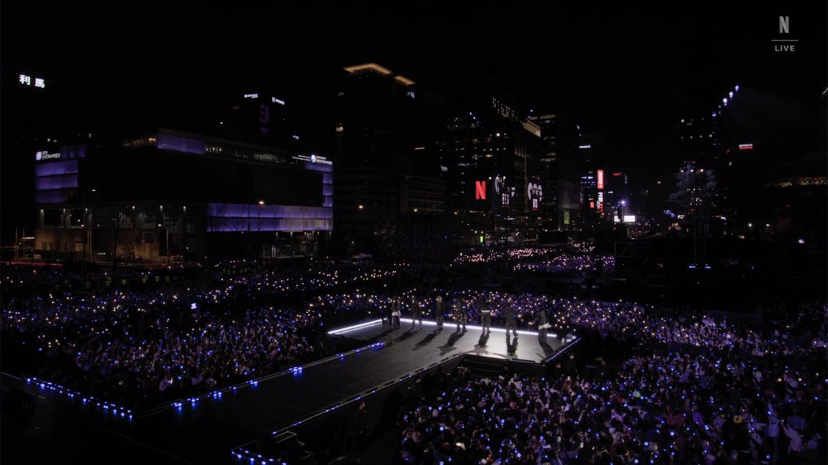 “เราต่างเปล่งประกายในแบบของเรา
ส่องสว่าง วาดฝัน และยิ้มเข้าไว้
ให้เราได้เติมเต็มค่ำคืนนี้ด้วยแสงสว่าง
เพราะเราเปล่งประกายเป็นตัวเรา
ในค่ำคืนนี้”

#BTS_ARIRANG #อารีรังบังทันครองแผ่นดิน #บังทันxNetflix  
netflix.com/title/82157128