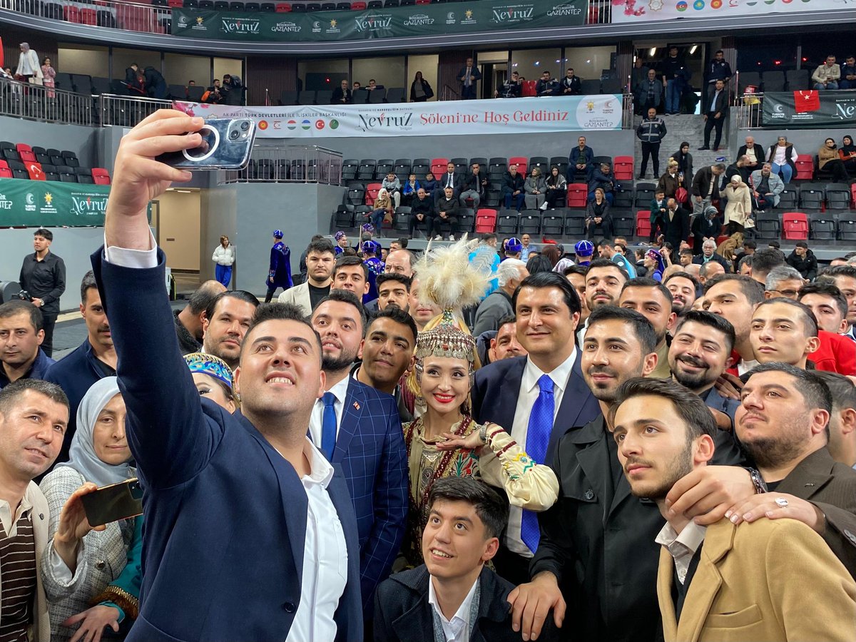 Genel Merkez Türk Devletleri İle İlişkiler Başkanımız Sn. Kürşad ZORLU, Gaziantep Valimiz Sn. Kemal ÇEBER, Büyükşehir Belediye Başkanımız Sn. Fatma ŞAHİN, İl Başkanımız Sn. Fatih Muhaddis FEDAİOĞLU, Milletvekillerimiz Sn. Ali ŞAHİN, Sn. Derya BAKBAK, Sn. İrfan ÇELİKASLAN, Sn.