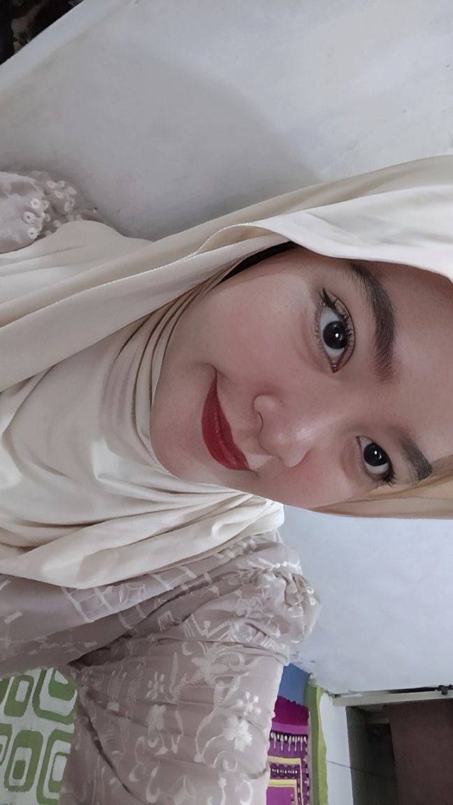 elleanora tweet media