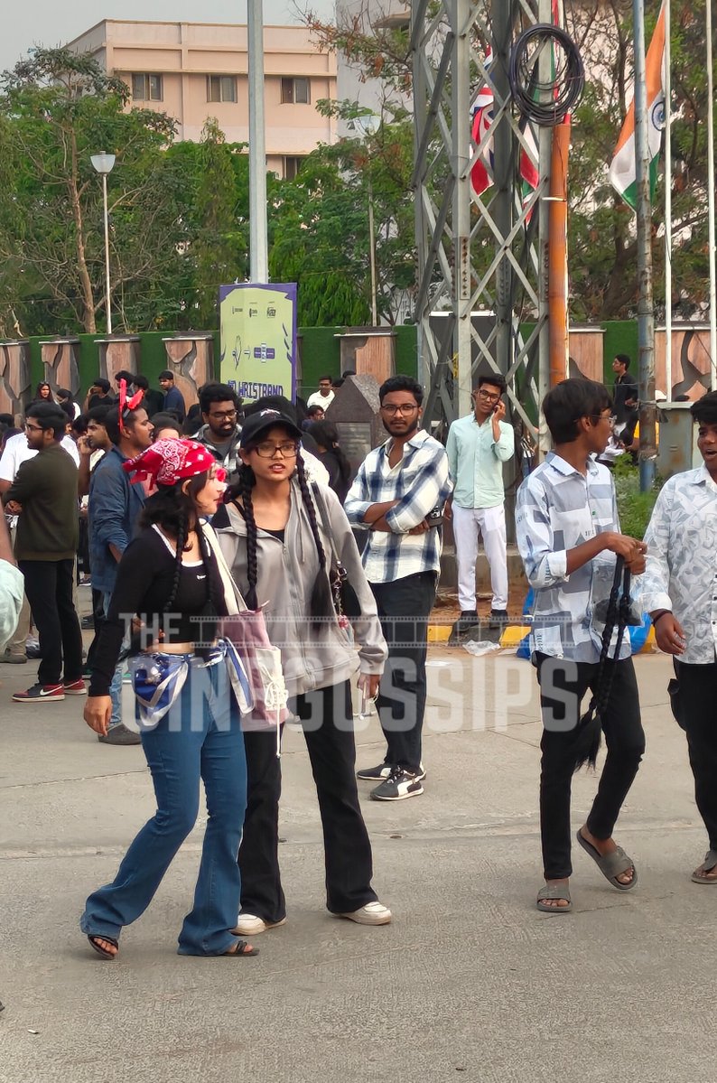 The Cine Gossips tweet media