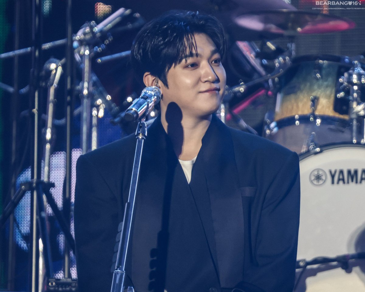 bearbang016's tweet photo. 260320 데이식스 전국투어 in 대전 

#성진 #SUNGJIN #데이식스 #DAY6 https://t.co/hnxFqEWAMH