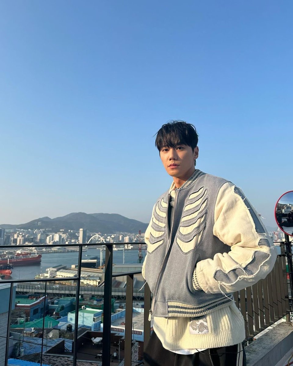 이준영 얼굴 tweet media