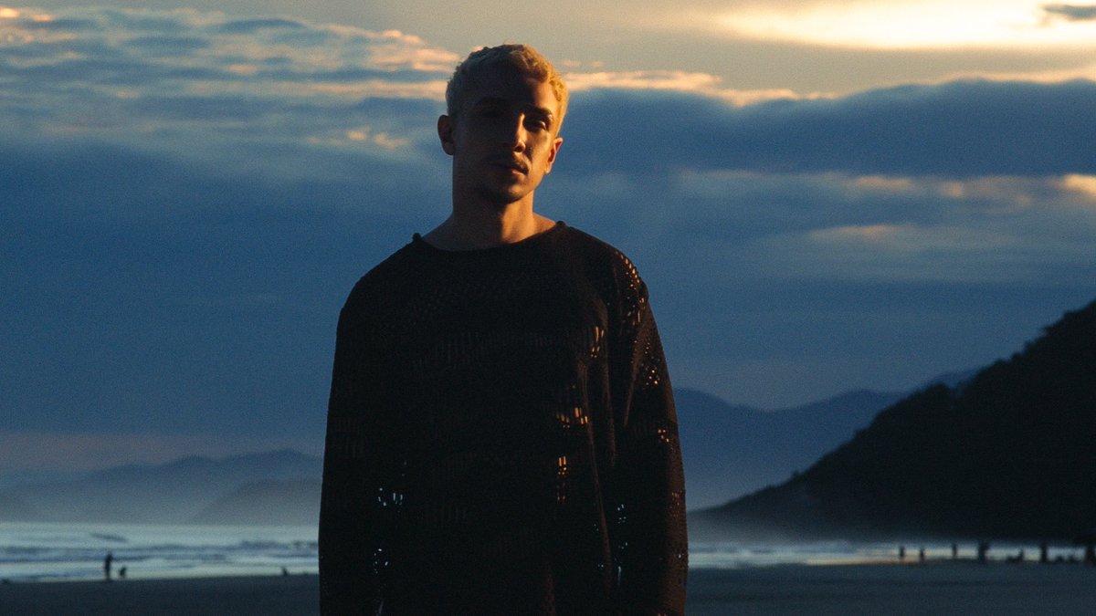 PRIDE POP tweet media