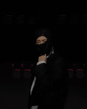 جين يتعرض لموقف محرج في حفل فرقة BTS