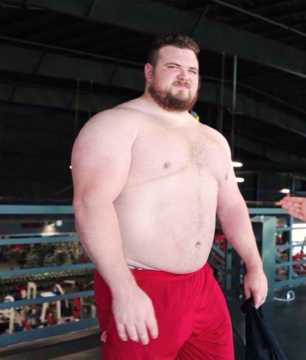 swolling_flyguy's tweet image. Musclechunk Strongman Trey Mitchell
#strongman #musclebear #musclechunk