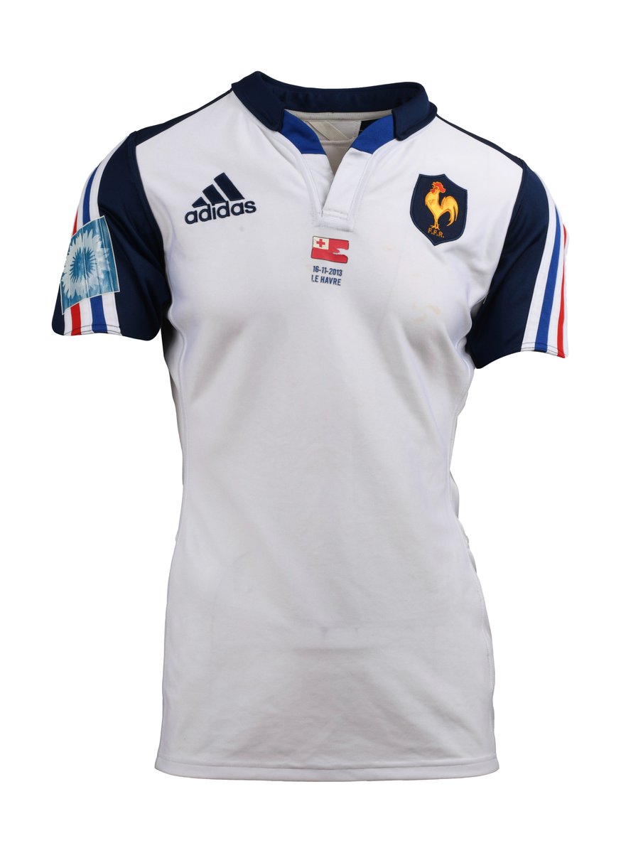ExpertiseSports's tweet photo. J-7 avant la vente aux enchères Sport du 28 mars 2026 à partir de 13 h à la salle des ventes VV Millon - Quartier Drouot à Paris au 3 rue Rossini. De nombreux objets de collection sur différents sports dont : Memorabilia - Boxe - Sports Nautiques- Cyclisme - Rugby - Football. https://t.co/QKwnzxwIh1