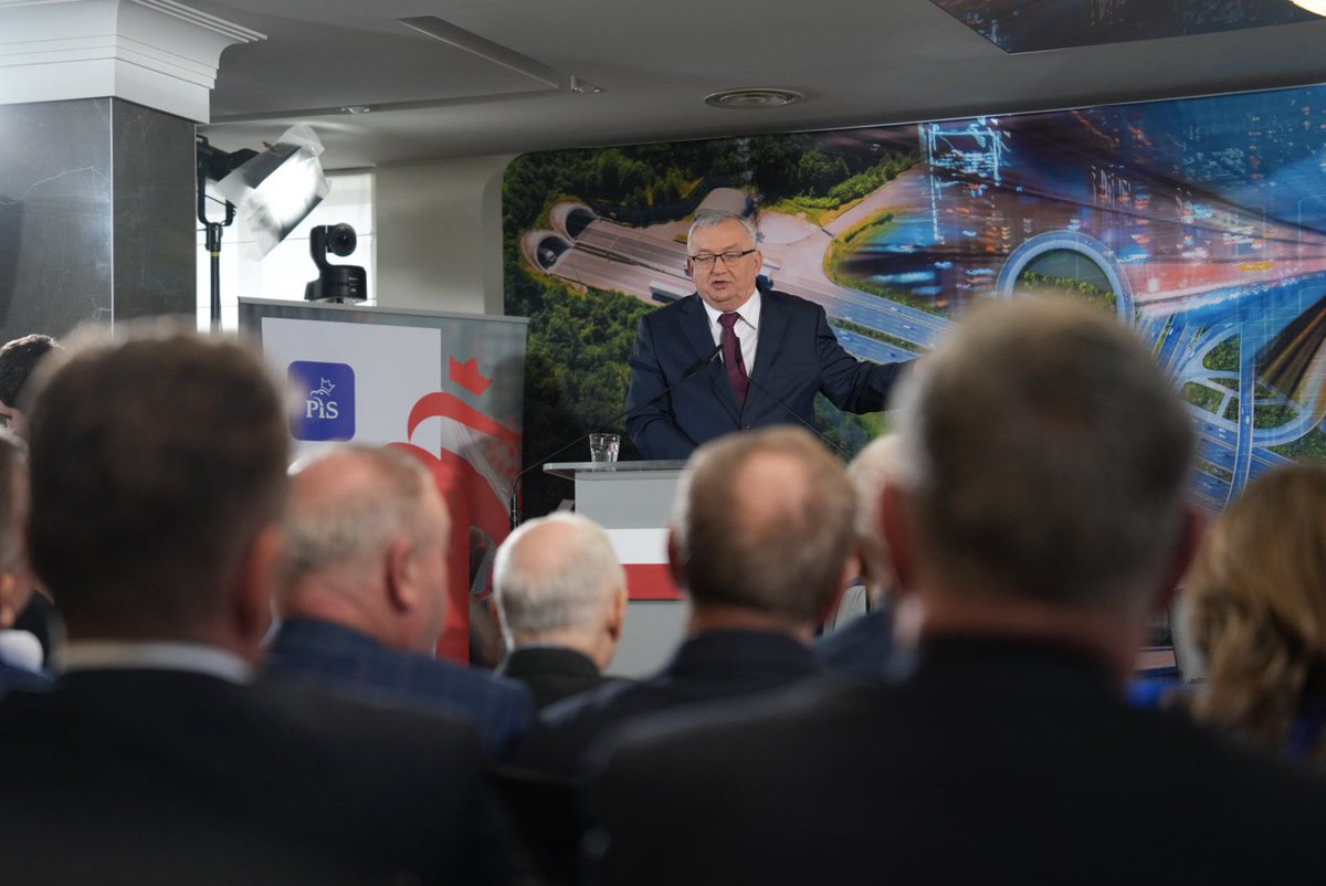 Prawo i Sprawiedliwość tweet media