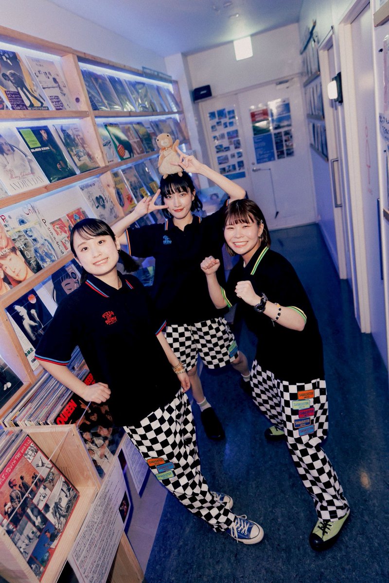 サバシスター tweet media