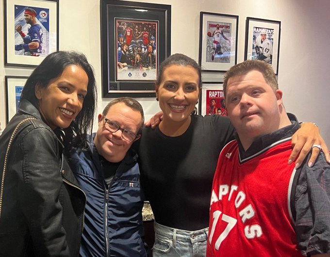 Victoria Mancinelli tweet media