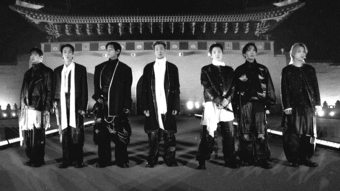 .𖥔 ݁ tweet media