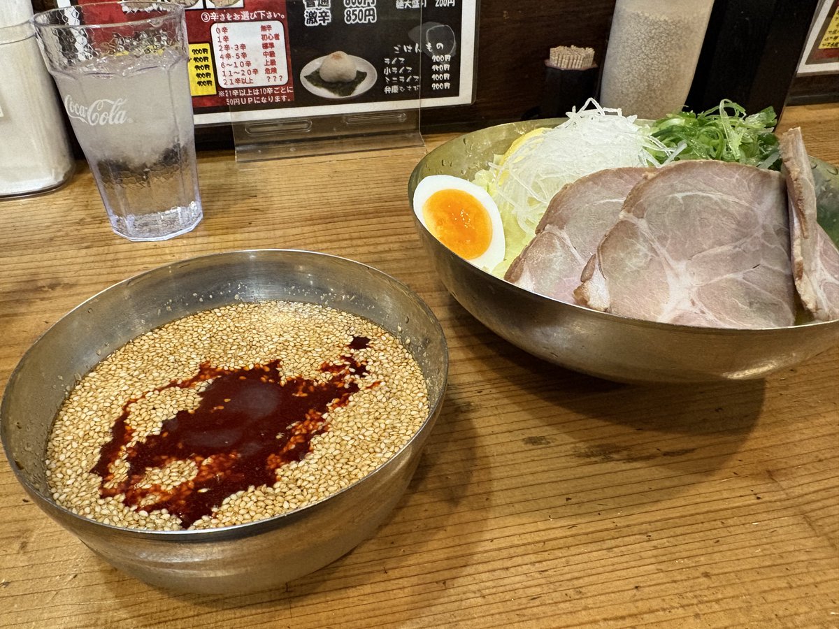 ZocaGoldsmith's tweet photo. 父がつけ麺一緒に食べに行こうって言うから市内まで https://t.co/Fh3TzQkbLw