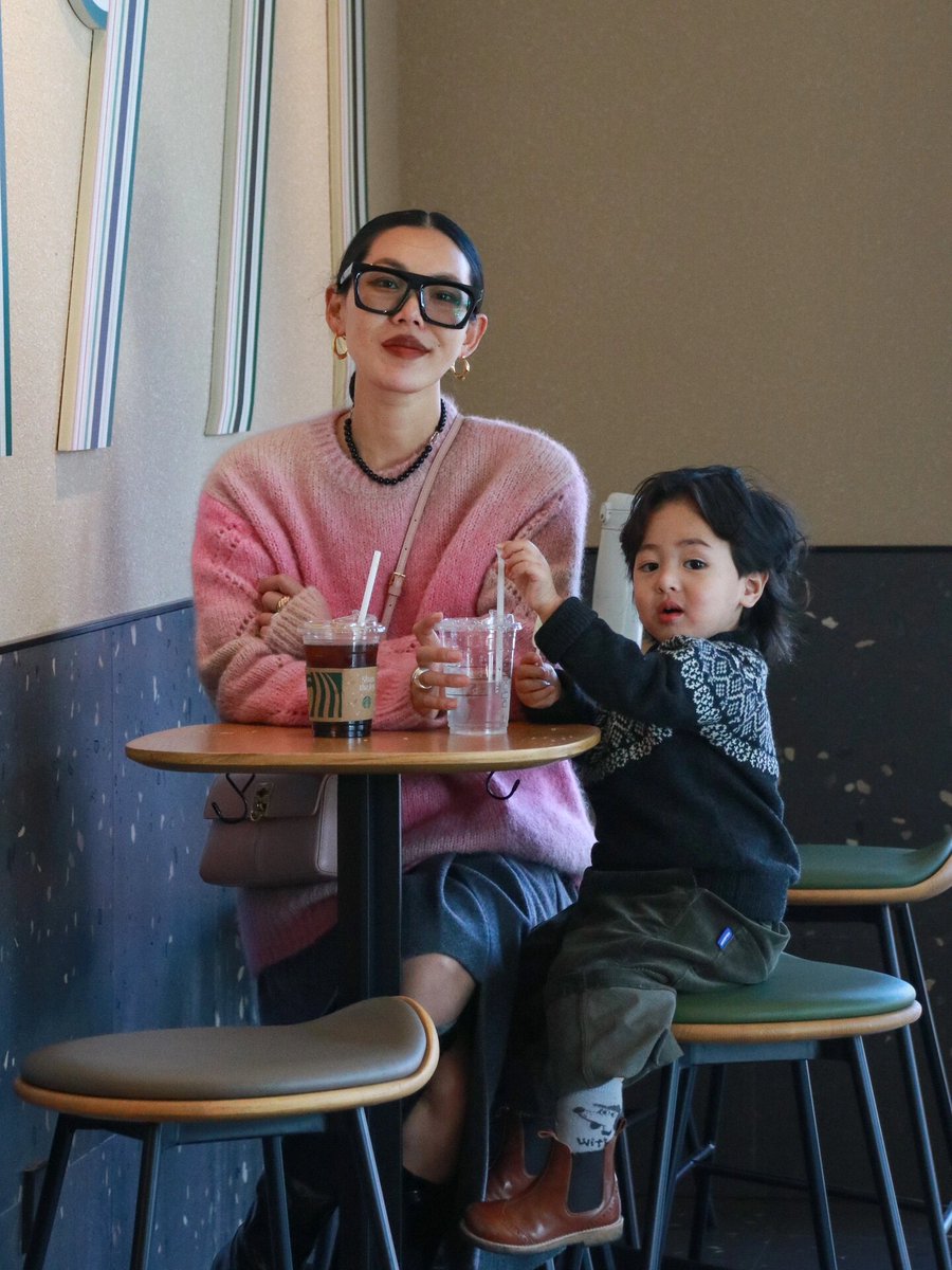 samo samo tweet media