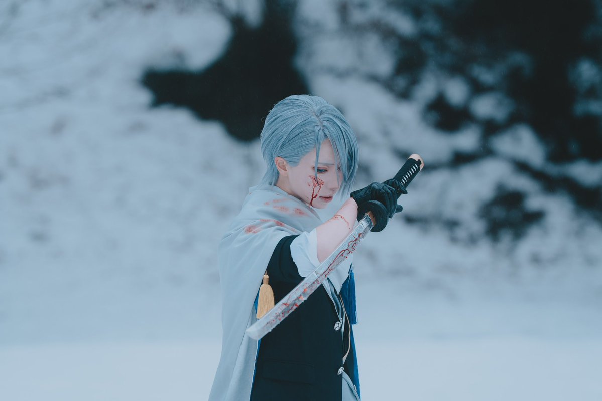 卯華3/20南1 く37b売り子 tweet media