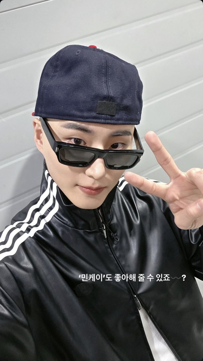 로버⋆˚✿˖ tweet media