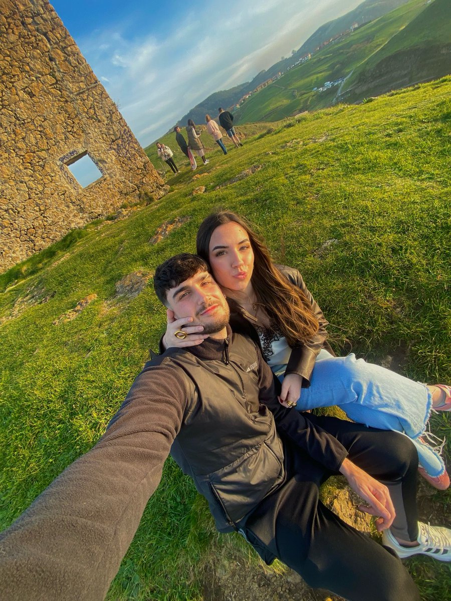 liidddee's tweet photo. mi chico y santillana💝💝💝💝 https://t.co/TDMZNQWjDi