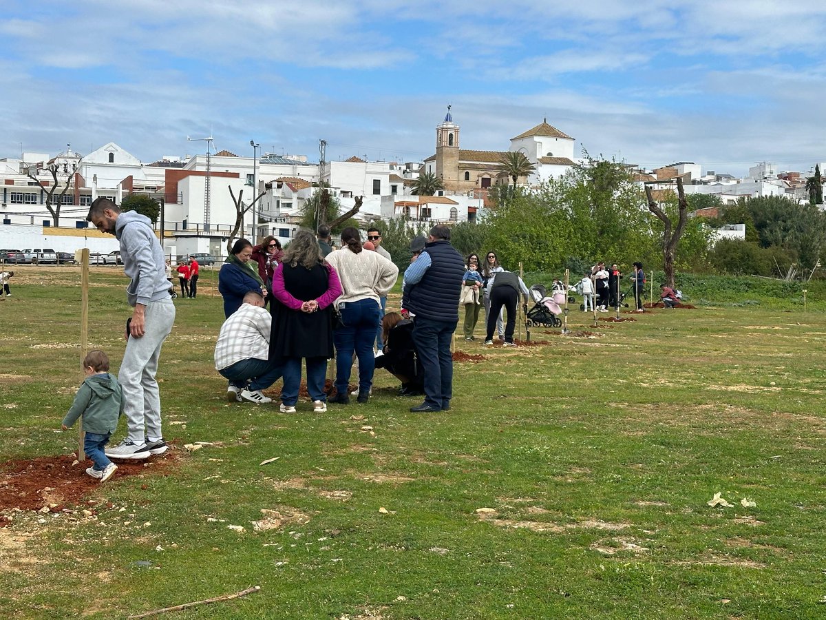 Gabi Santos tweet media