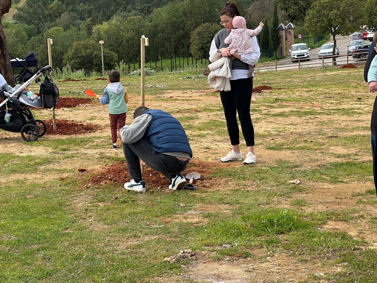 Gabi Santos tweet media