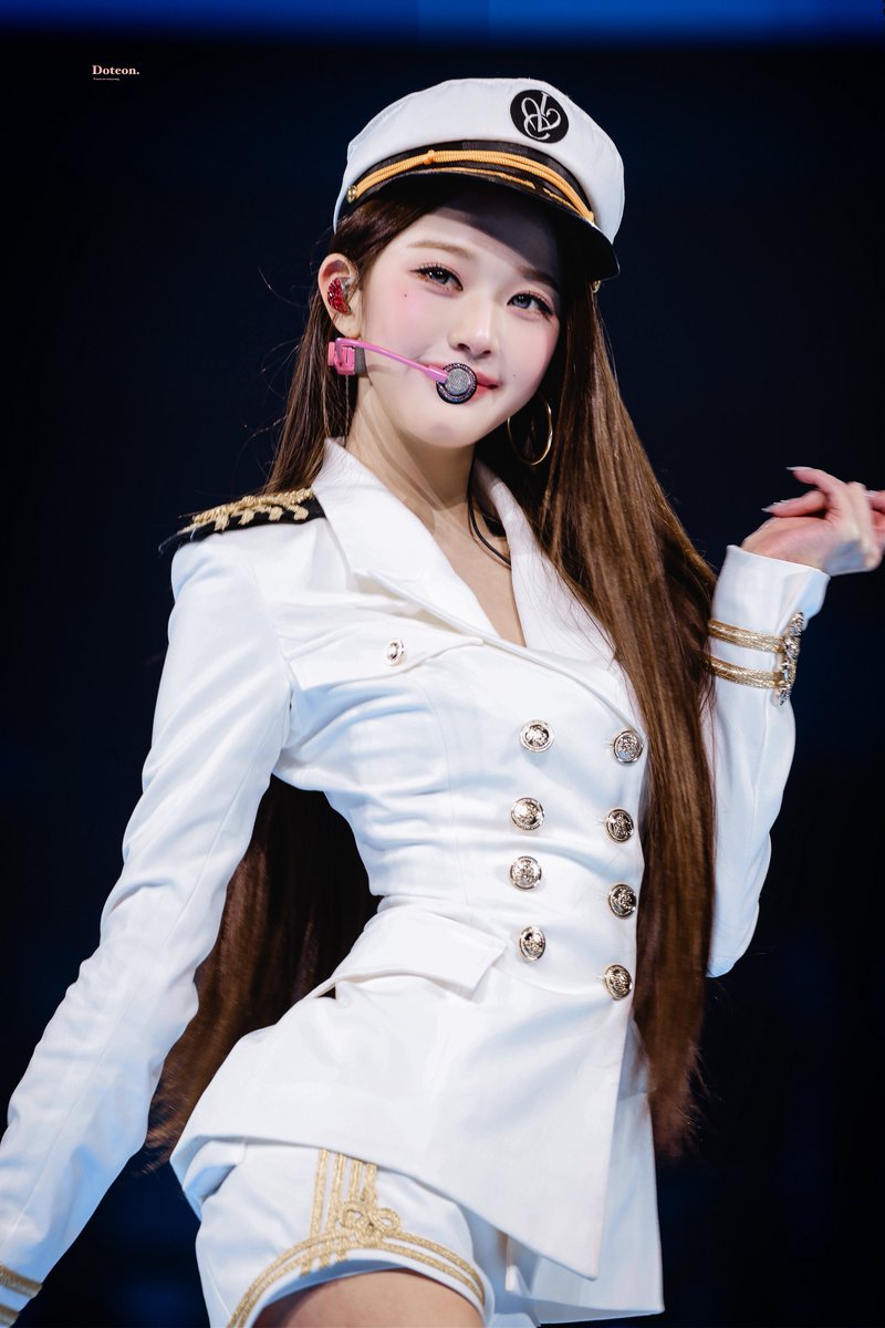 Doteonmywony's tweet photo. 260321 HD
👩🏻‍✈️🤍🩶🫡

#IVE #원영 #장원영 #ウォニョン #WONYOUNG #JANGWONYOUNG https://t.co/14I1woOC8l