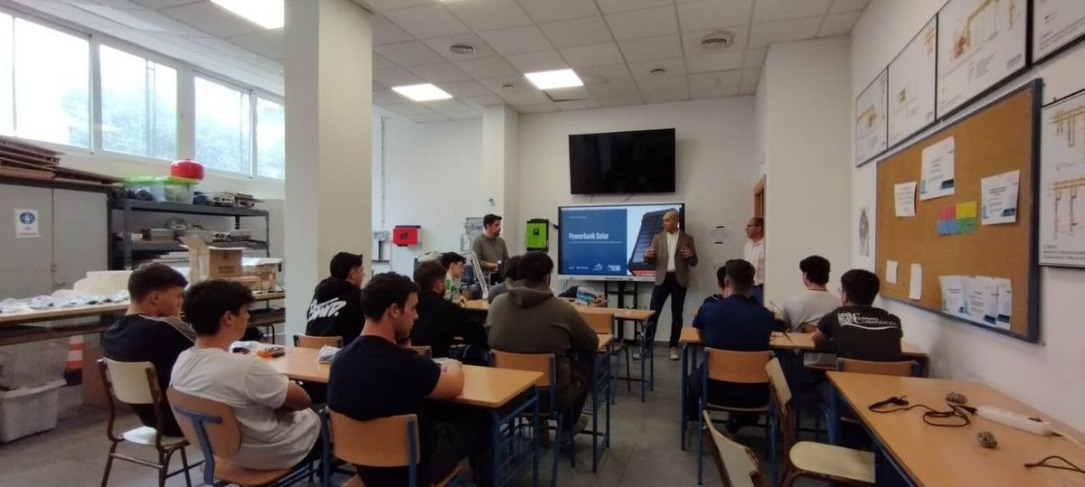 Creática tweet media