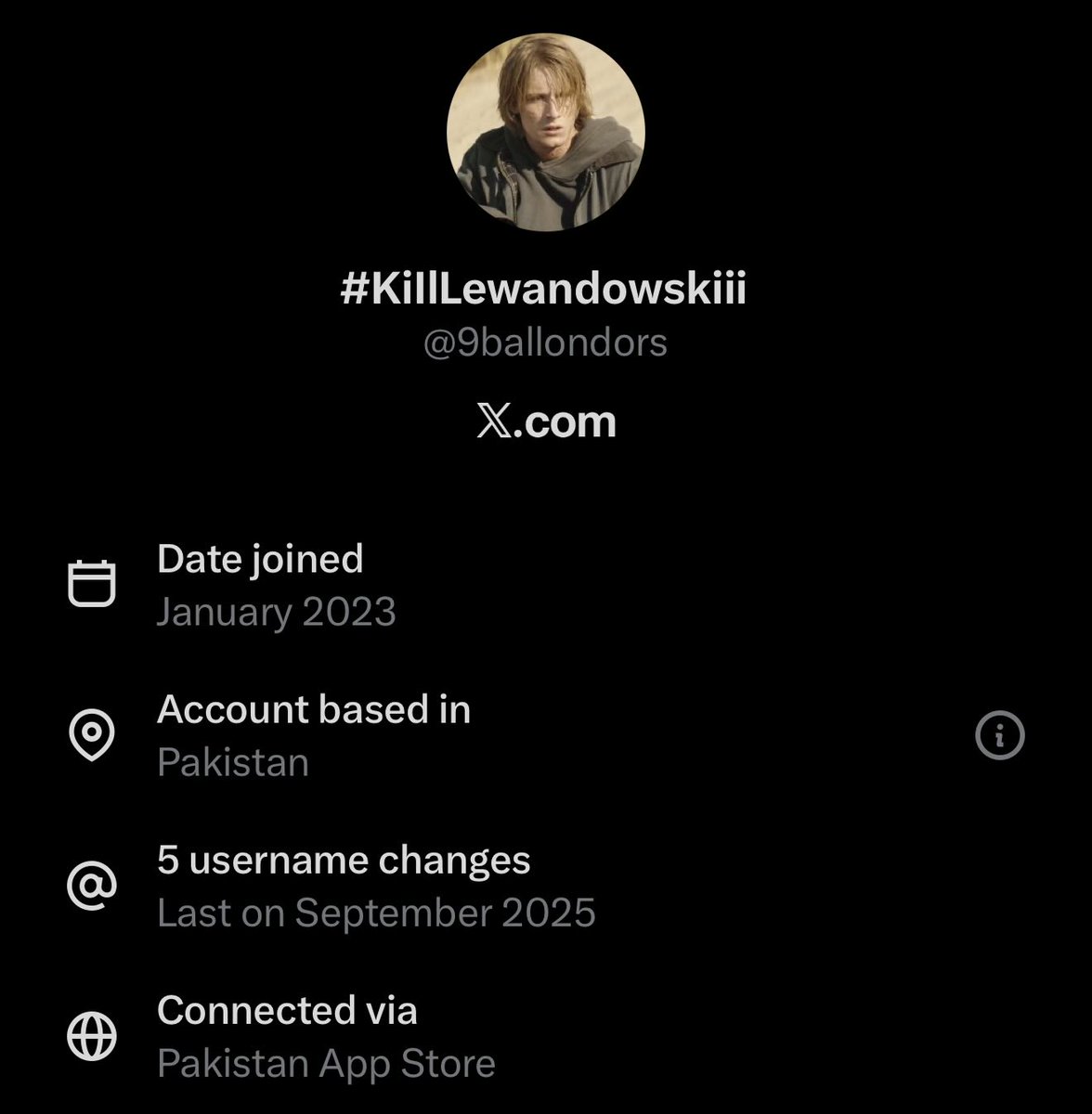 E #RosenoirOut tweet media